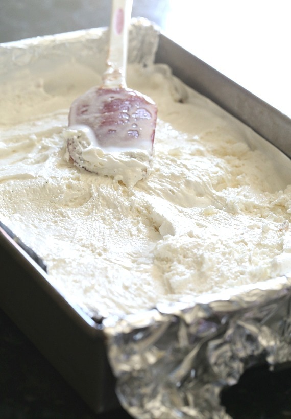 Spread the ice cream into the pan