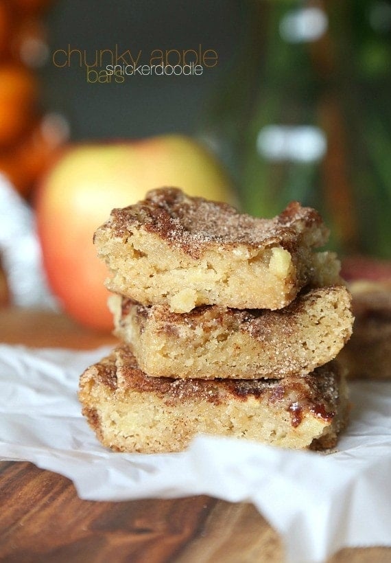 Chunky Apple Snickerdoodles...a soft, buttery bar loaded with apples and cinnamon sugar!