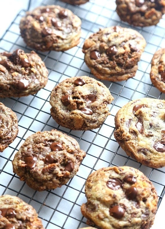 Crispy Bits Chocolate Chip Cookies...a SECRET Ingreidient that makes these cookies both crispy and soft all in one! PERFECTION!!