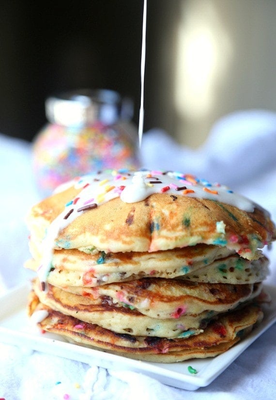 Birthday Cake Pancakes! The perfect special breakfast! OBSESSED with these!