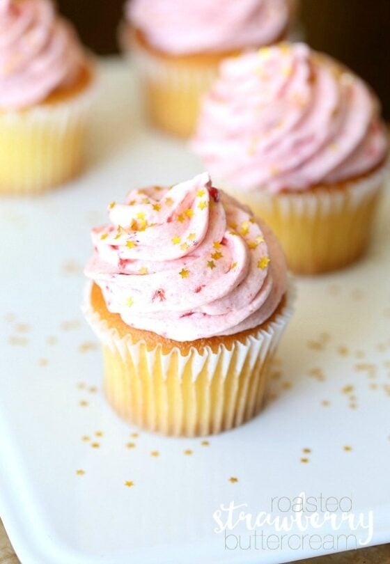 Roasted Strawberry Buttercream - Cookies and Cups