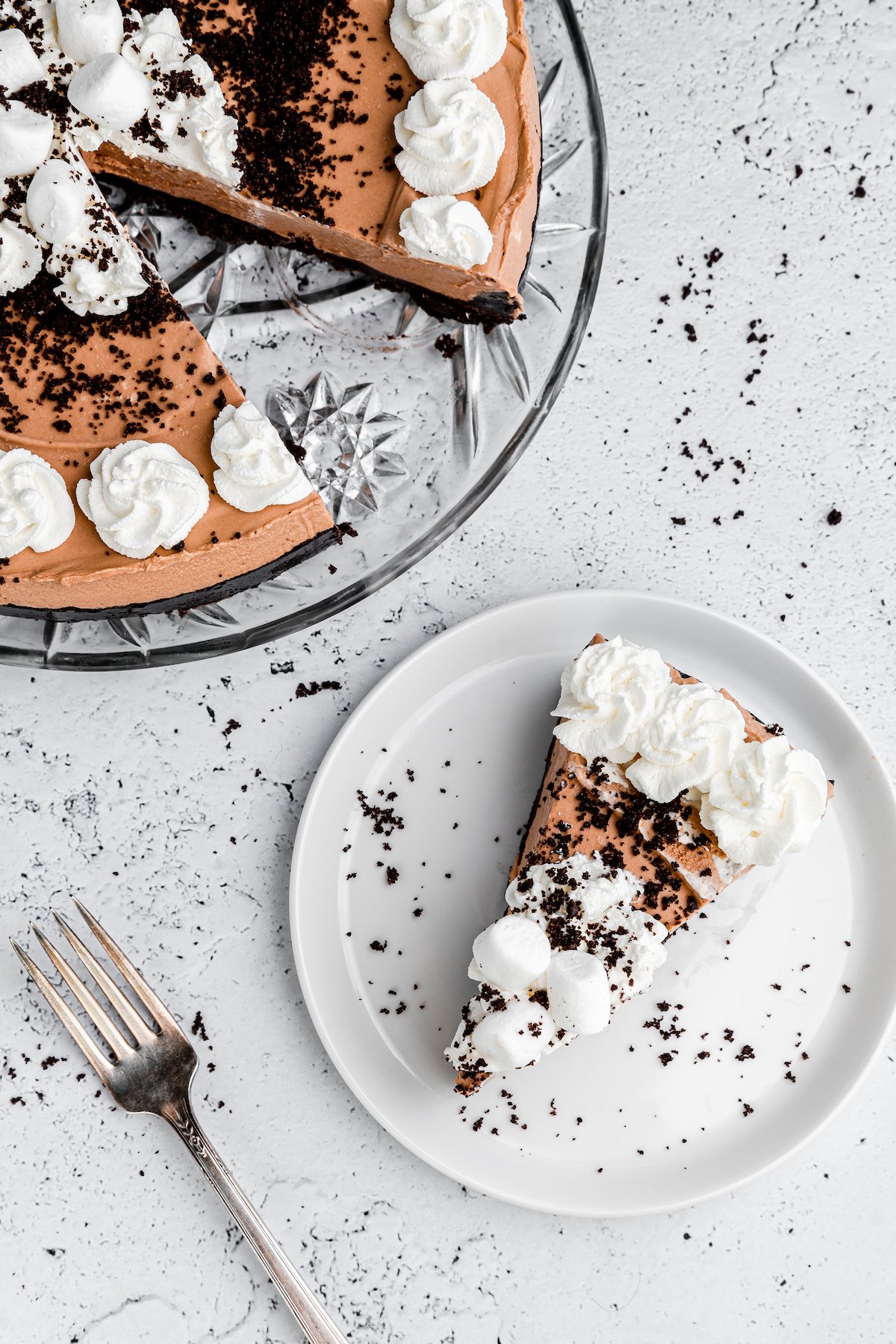 No Bake Creamy Marshmallow Chocolate Pie Cookies and Cups
