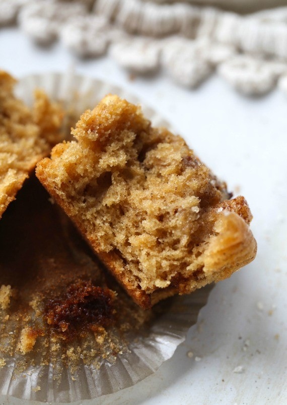 French Toast Muffins...easy, delicious and moist muffins topped with a sweet Cinnamon Swirl French Toast Streusel.