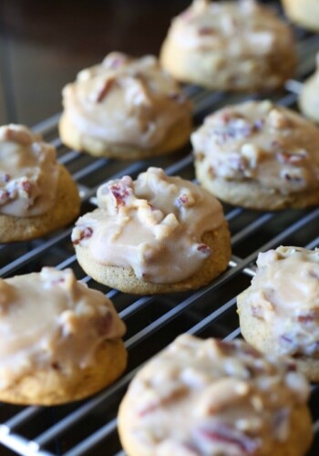 SOft Pumpkin Cookies topped with a rich, buttery Praline Frosting...the perfect combo!