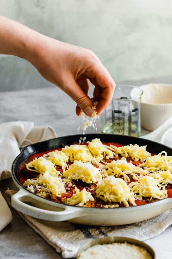 Easy Cheesy Skillet Chicken Parmesan Recipe | Cookies and Cups