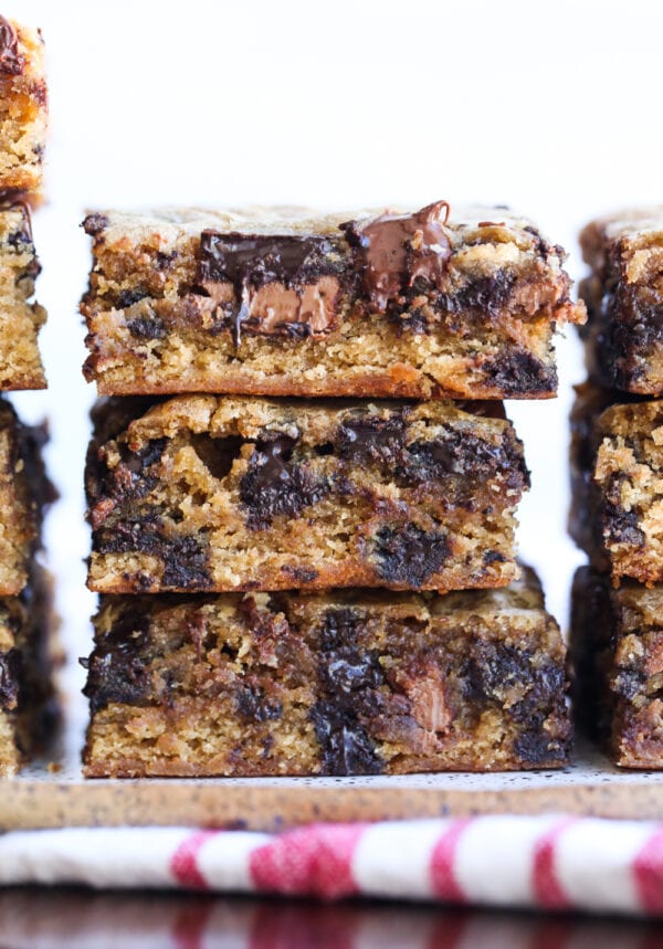 Congo Bars The Ultimate Chocolate Chip Cookie Bar Cookies and Cups