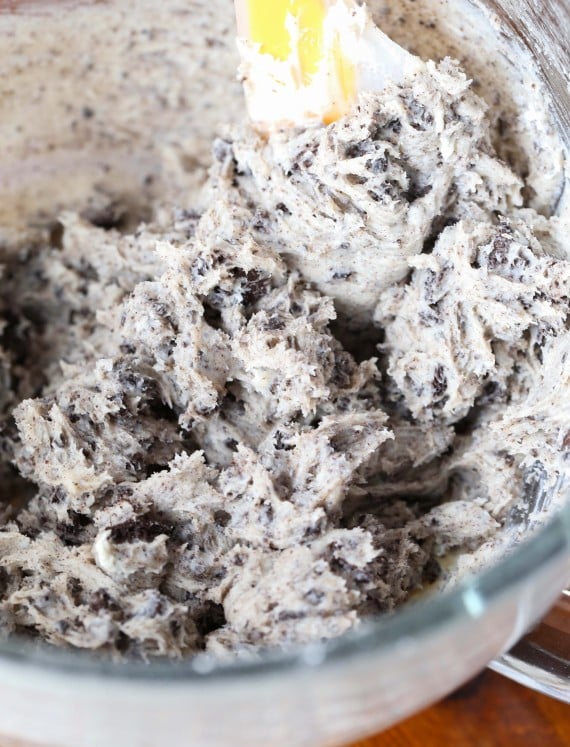 Oreo Cheesecake Cookie DOugh!