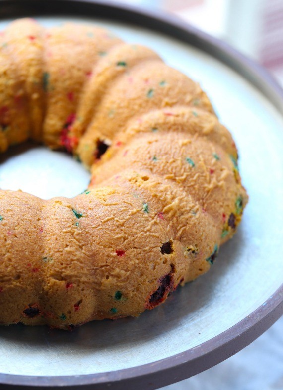 Vanilla Bundt Cake with M&M'S baked inside!