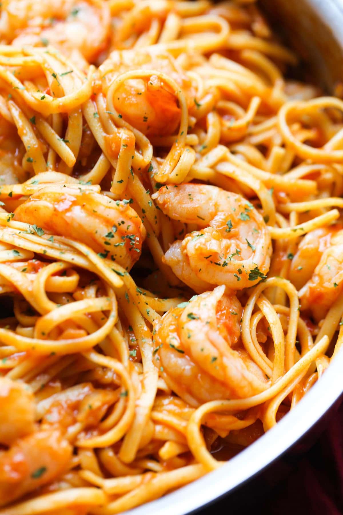 One pot shrimp pasta served to eat