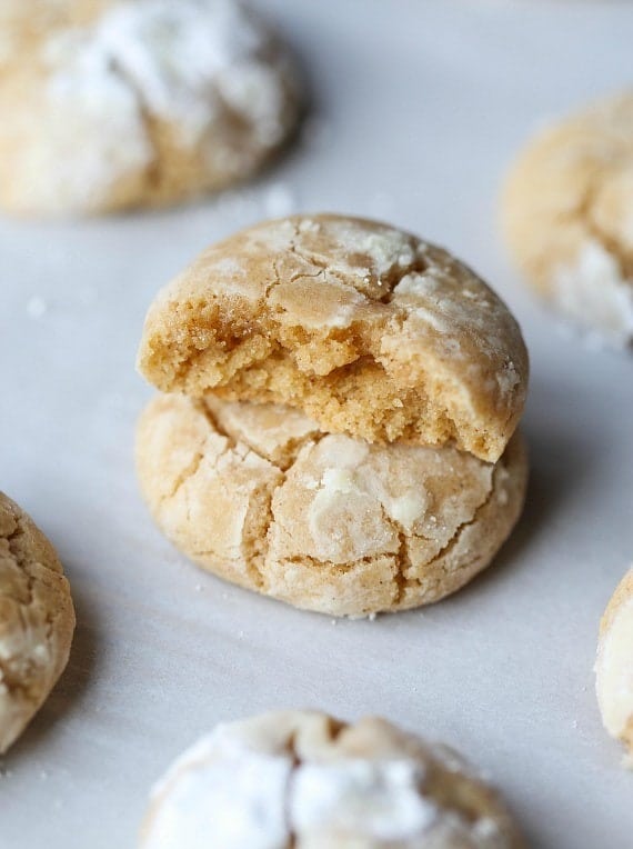 Brown Butter Cinnamon Crinkle Cookies are possibly the coziest cookie to ever exist. They're sweet, full of brown butter and cinnamon goodness coated in melt in your mouth powdered sugar that gives them the perfect crinkle look!