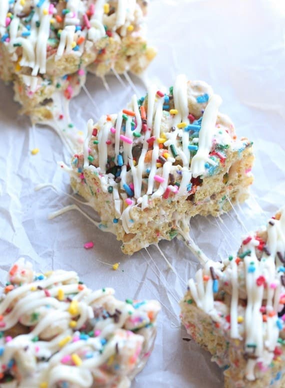 Sprinkle Donut Marshmallow Squares are adorable, gooey and totally fun!