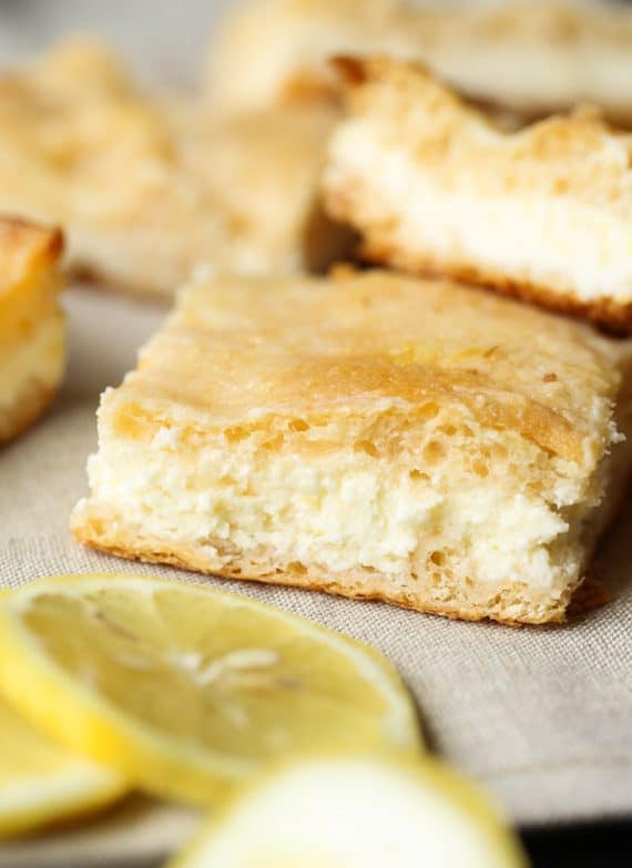 Cream Cheese Lemon Bars In 2020 Lemon Cake Mix Recipe Lemon Bars Easy Lemon Cream Cheese Bars