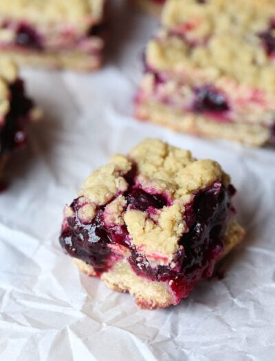 blueberry crumble bars