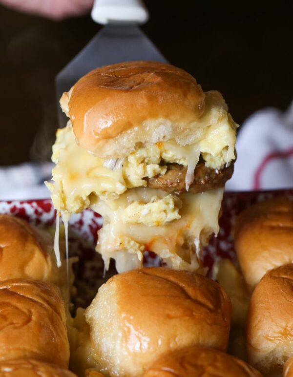 maple sausage breakfast sliders