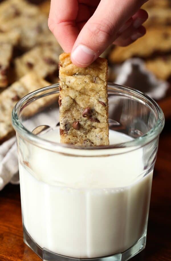 chocolate chip cookie dunkers