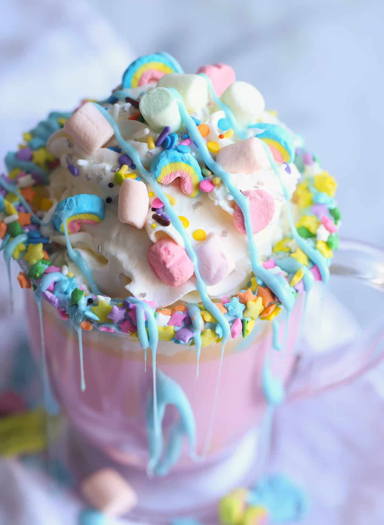 Unicorn Hot Chocolate - Cookies and Cups