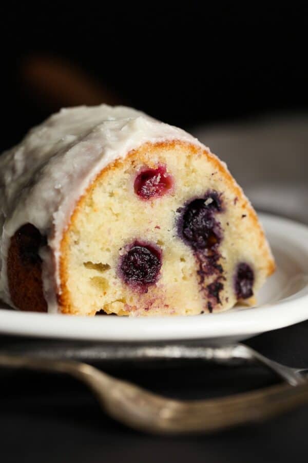 sour cream blueberry bundt cake