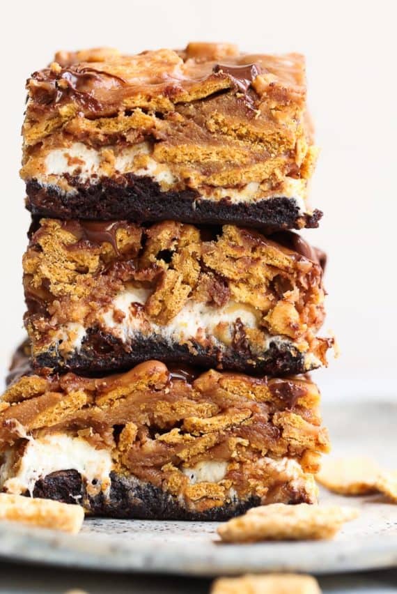 Peanut Butter S'mores Brownies | Fun Summer Baking Ideas