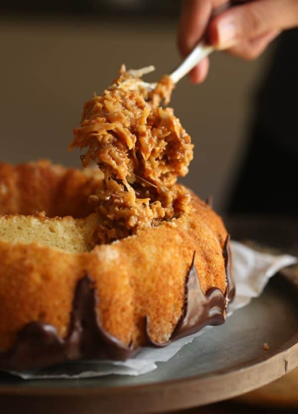 Samoas Bundt Cake | Girl Scout Cookie Inspired Baking Ideas
