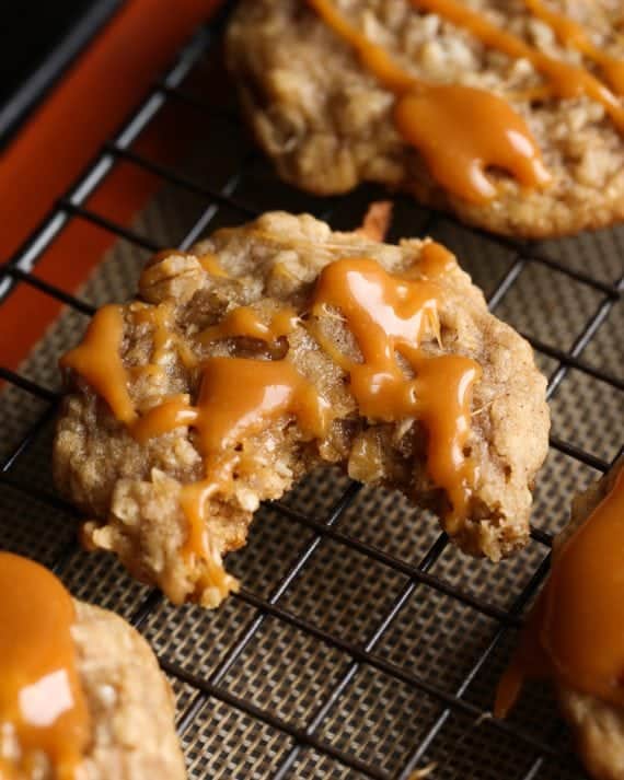 Caramel Apple Oatmeal Cookies! These are chewy, sweet and prefect for the fall season!