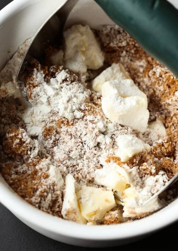 Pumpkin Banana Bread with the most buttery, crumb topping. This is 100% my favorite fall bread right now!