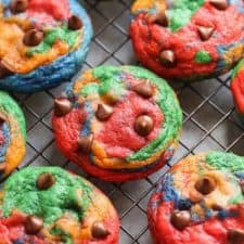 Rainbow Chocolate Chip Cookies-image