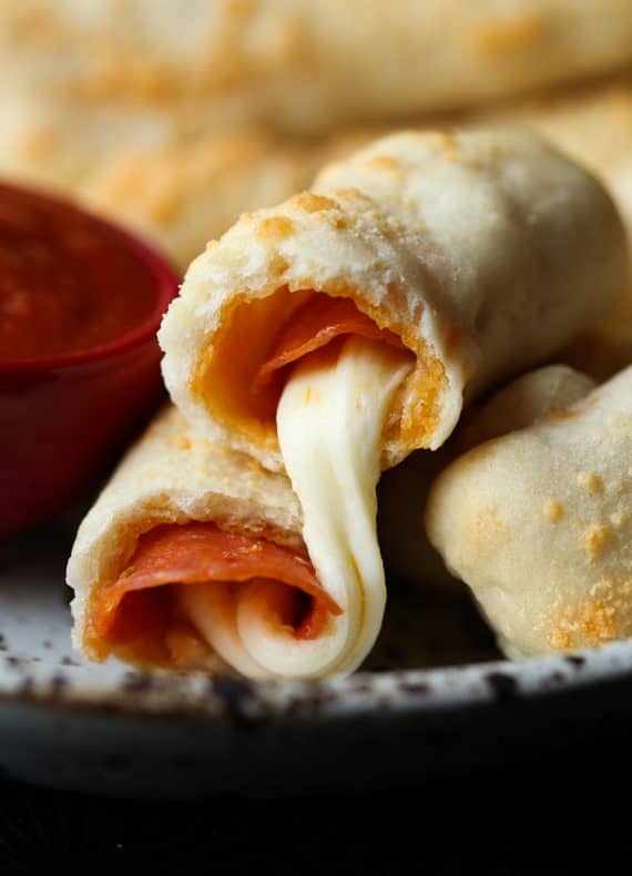 Cheesy Pizza Breadsticks Recipe Easy Homemade Breadsticks