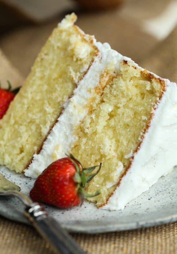 Delicious Homemade Vanilla Cake Recipe