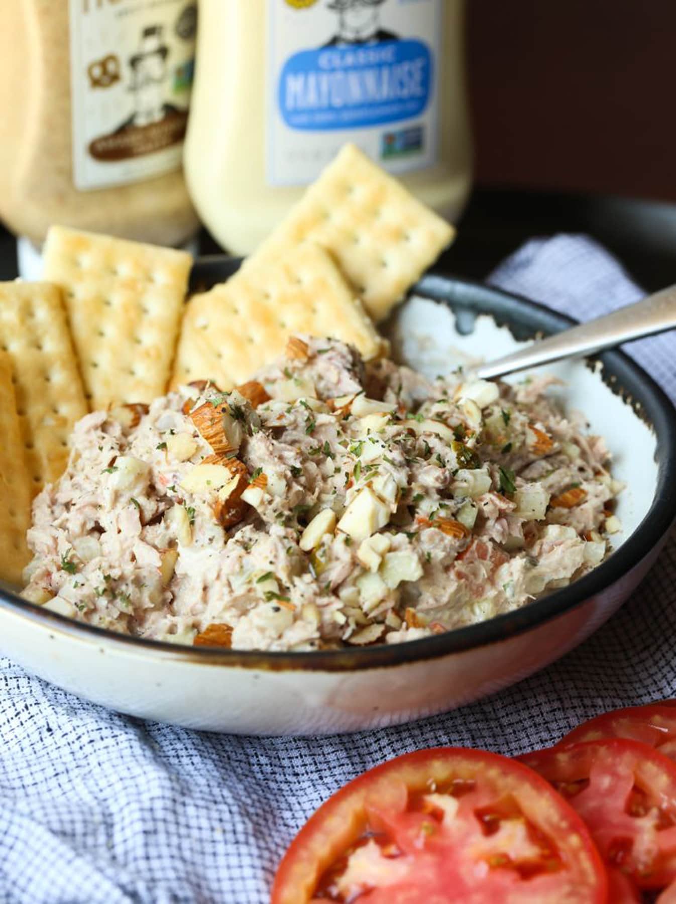 Tuna Salad with crackers