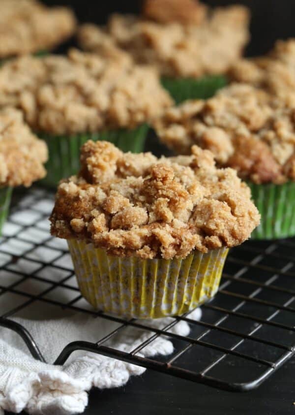 banana graham muffins