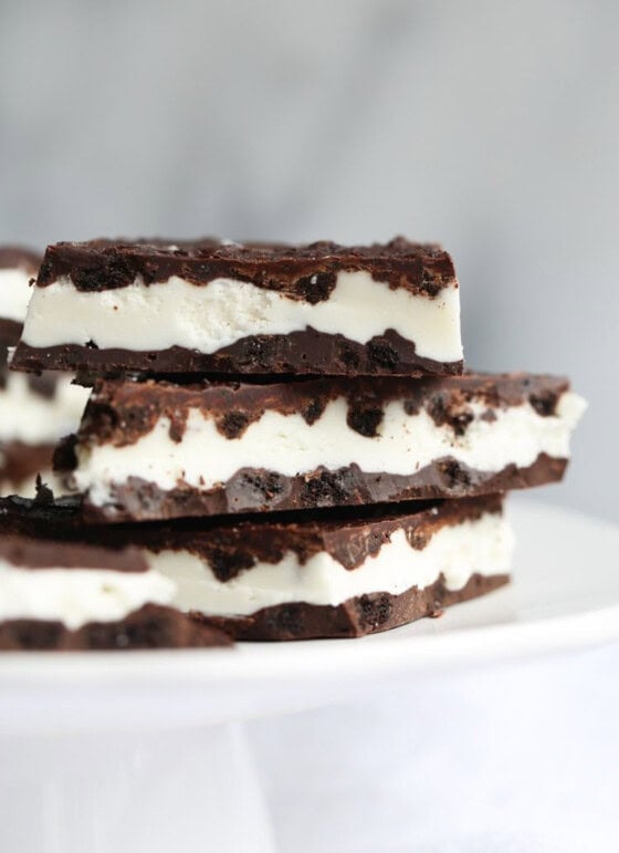 Oreo Cookie Bark | Easy & Delicious No Bake Oreo Dessert Recipe