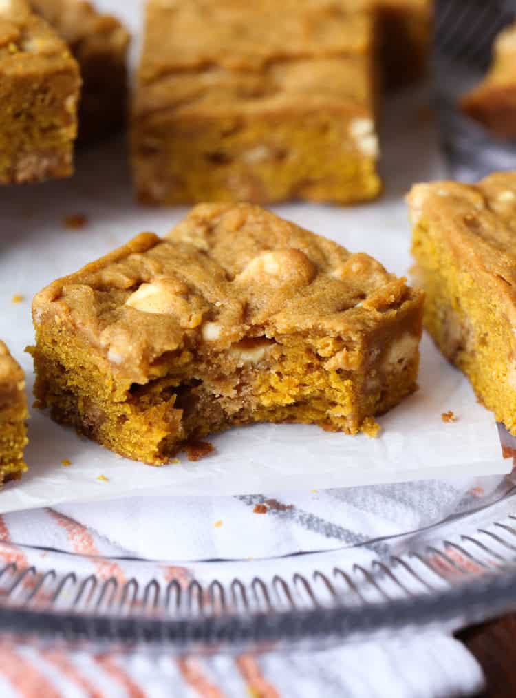 Easy Pumpkin Blondies Homemade Pumpkin Bars Recipe