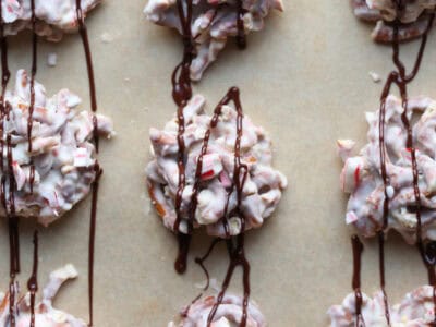 How to make Candy in the Crock Pot with this Crock Pot Peppermint Pretzel Candy