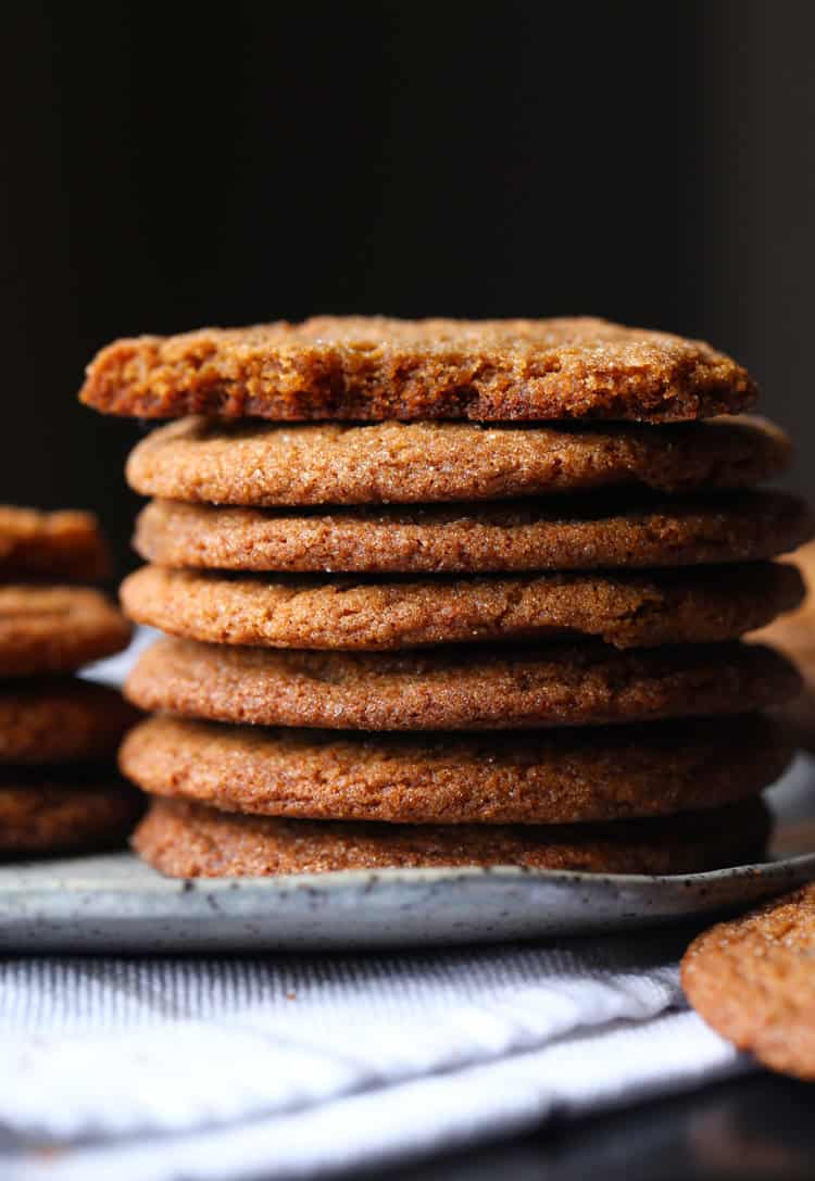 A stack of gingersnap cookies