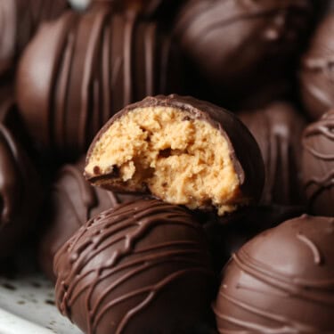 Peanut Butter Balls - EASY No Bake Candy Recipe | Cookies and Cups