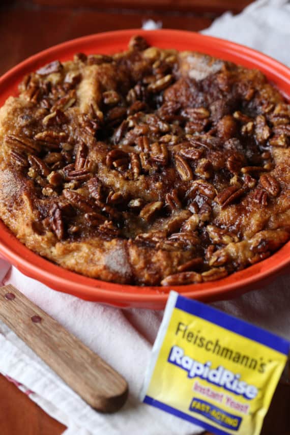 Easy Caramel Pecan Coffee Cake