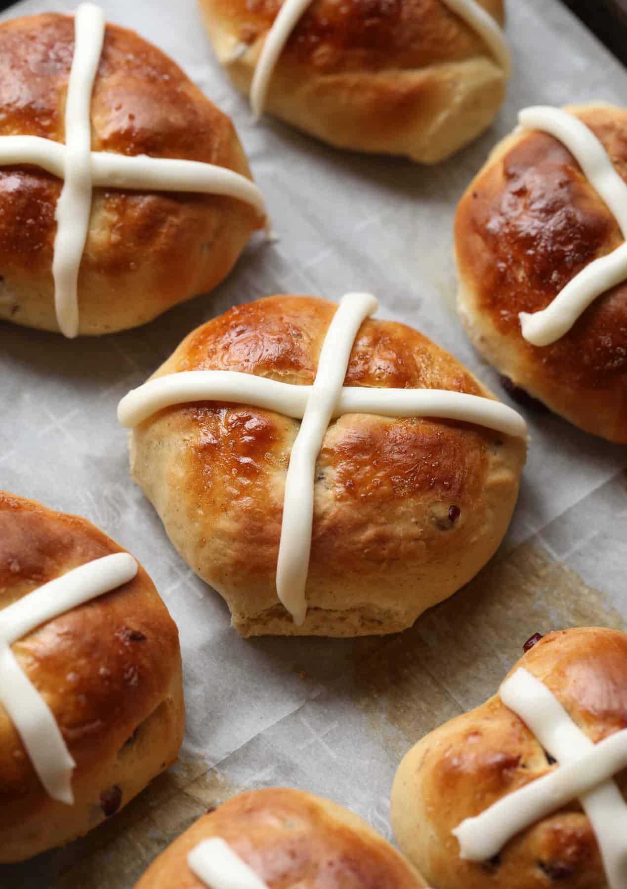 Easy Hot Cross Buns - A Classic Easter Recipe | Cookies and Cups