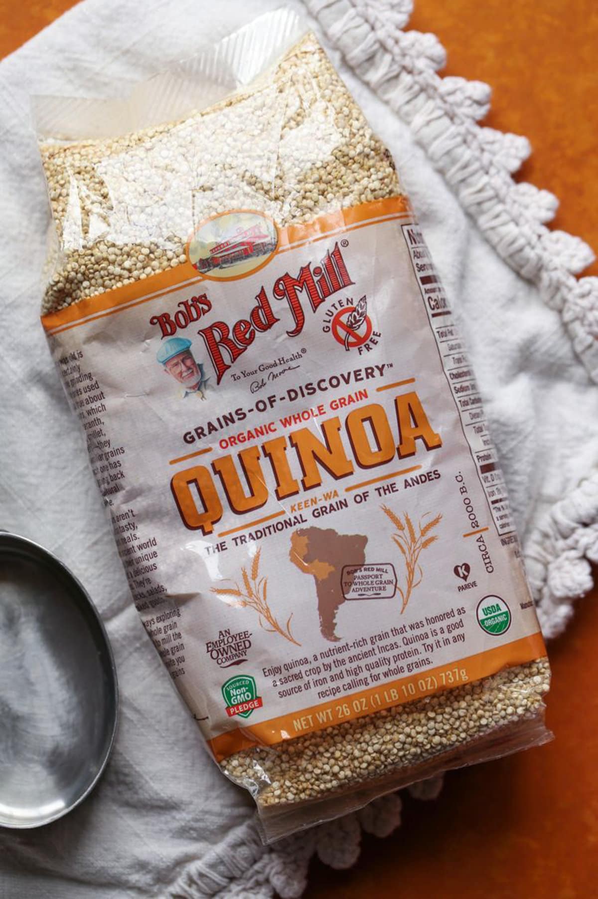 Quinoa displayed for use 