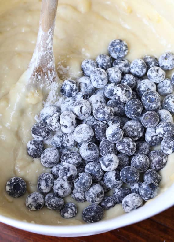 How to make blueberry banana bread