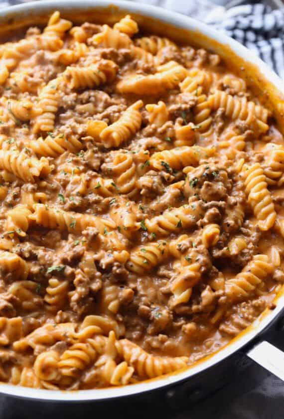 Creamy Beef Pasta- a quick and easy dinner recipe that's kid friendly