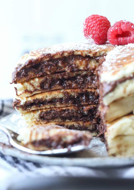 Nutella Stuffed Pancakes - EASY Homemade Nutella Pancakes