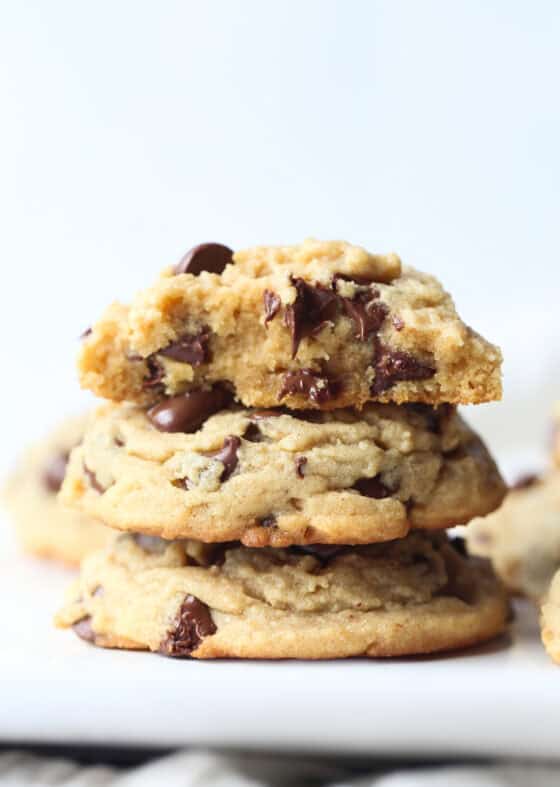 Peanut Butter Chocolate Chip Cookies - Cookies and Cups