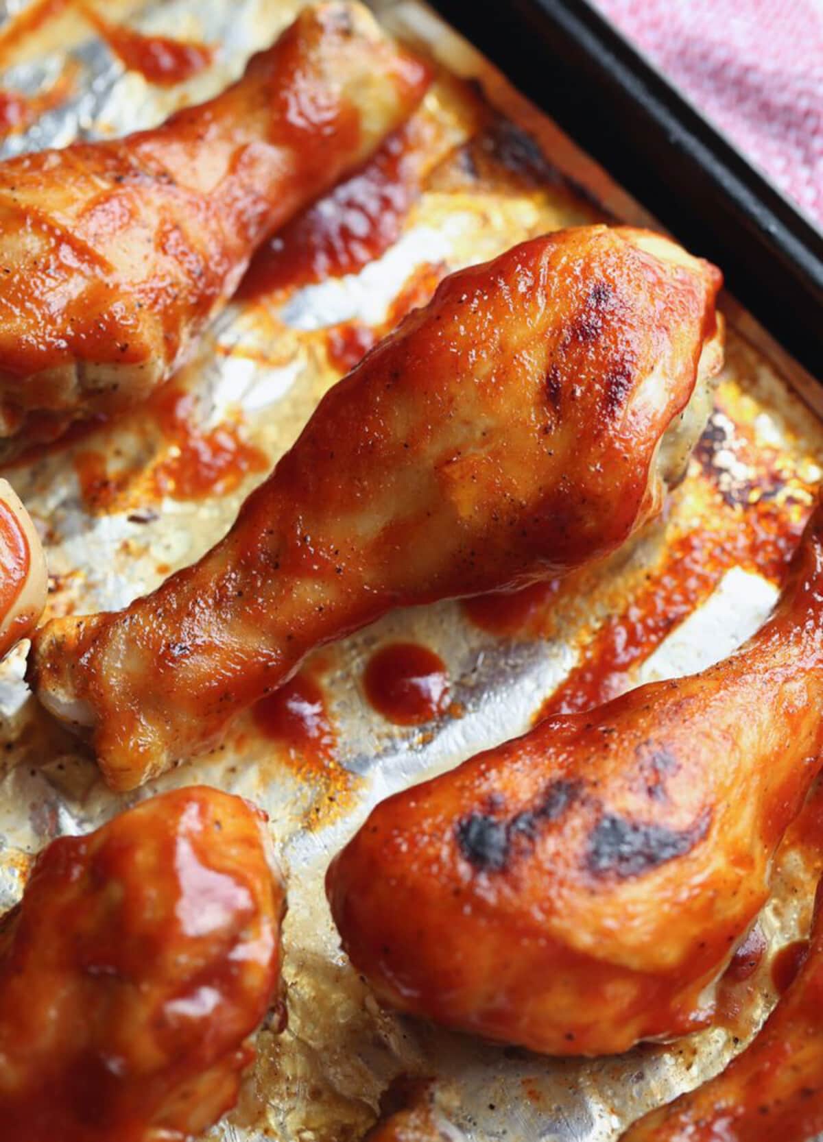 Easy Oven Baked Chicken Legs Cookies and Cups