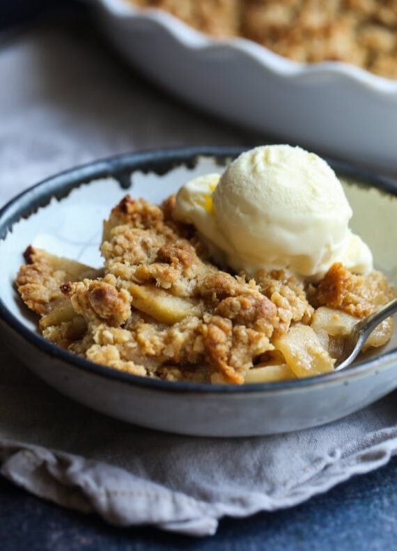 Easy Apple Crisp with Ice Cream