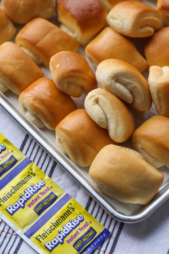 Baked Dinner Rolls with Instant Yeast