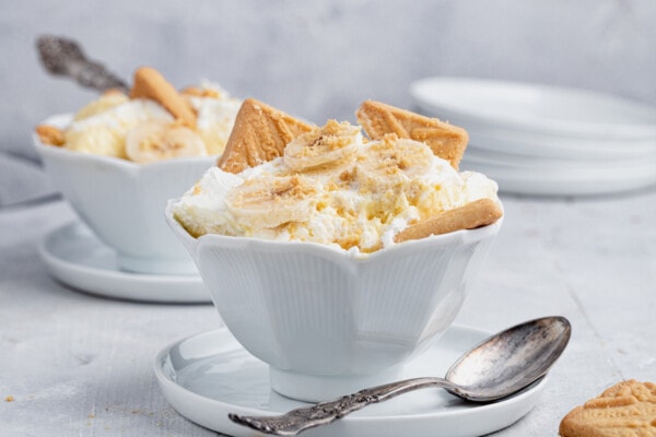 The Best Banana Pudding Recipe | Cookies and Cups
