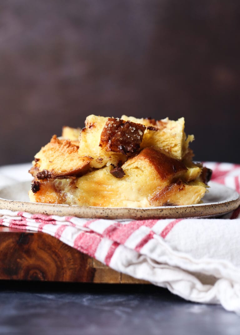 The Best Bread Pudding Recipe Cookies & Cups