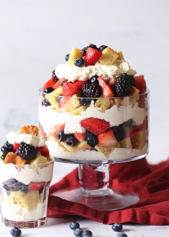 chocolate trifle with pound cake