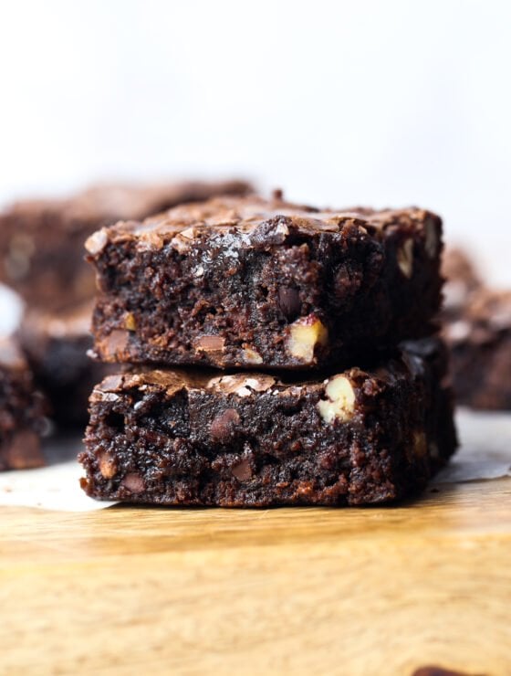 Fudgy Bourbon Pecan Brownies - Cookies and Cups