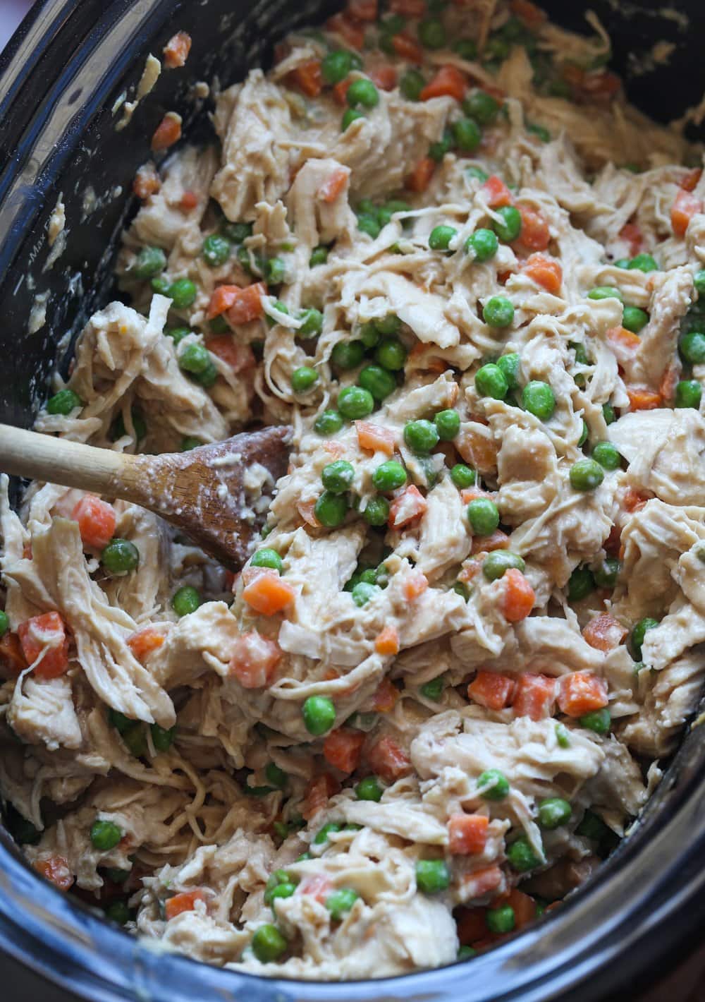 Easy Crock Pot Chicken Pot Pie - Cookies and Cups